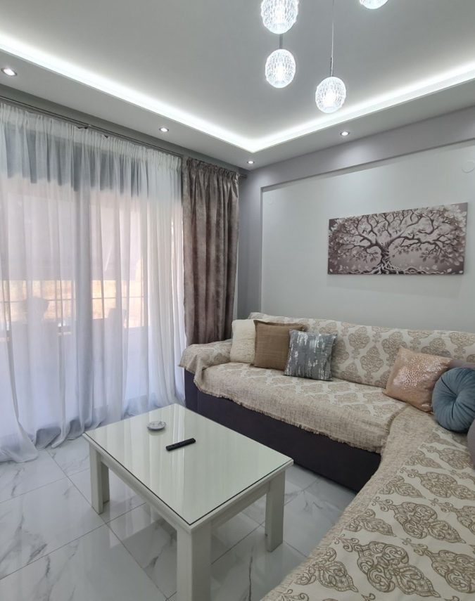 AZURE SUITES II