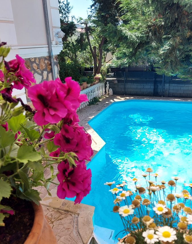 VILLA IRAKLITSA